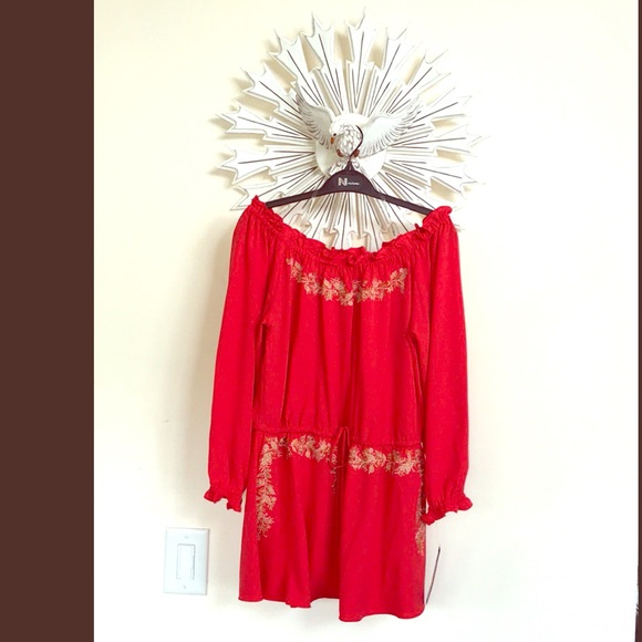 Peter Nygard shoulder-less embroidered blouse top - Picture 2 of 7